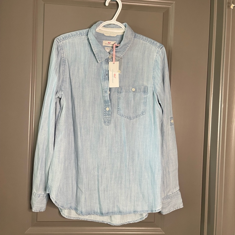 Vineyard Vines Light Blue Denim Jacket size medium